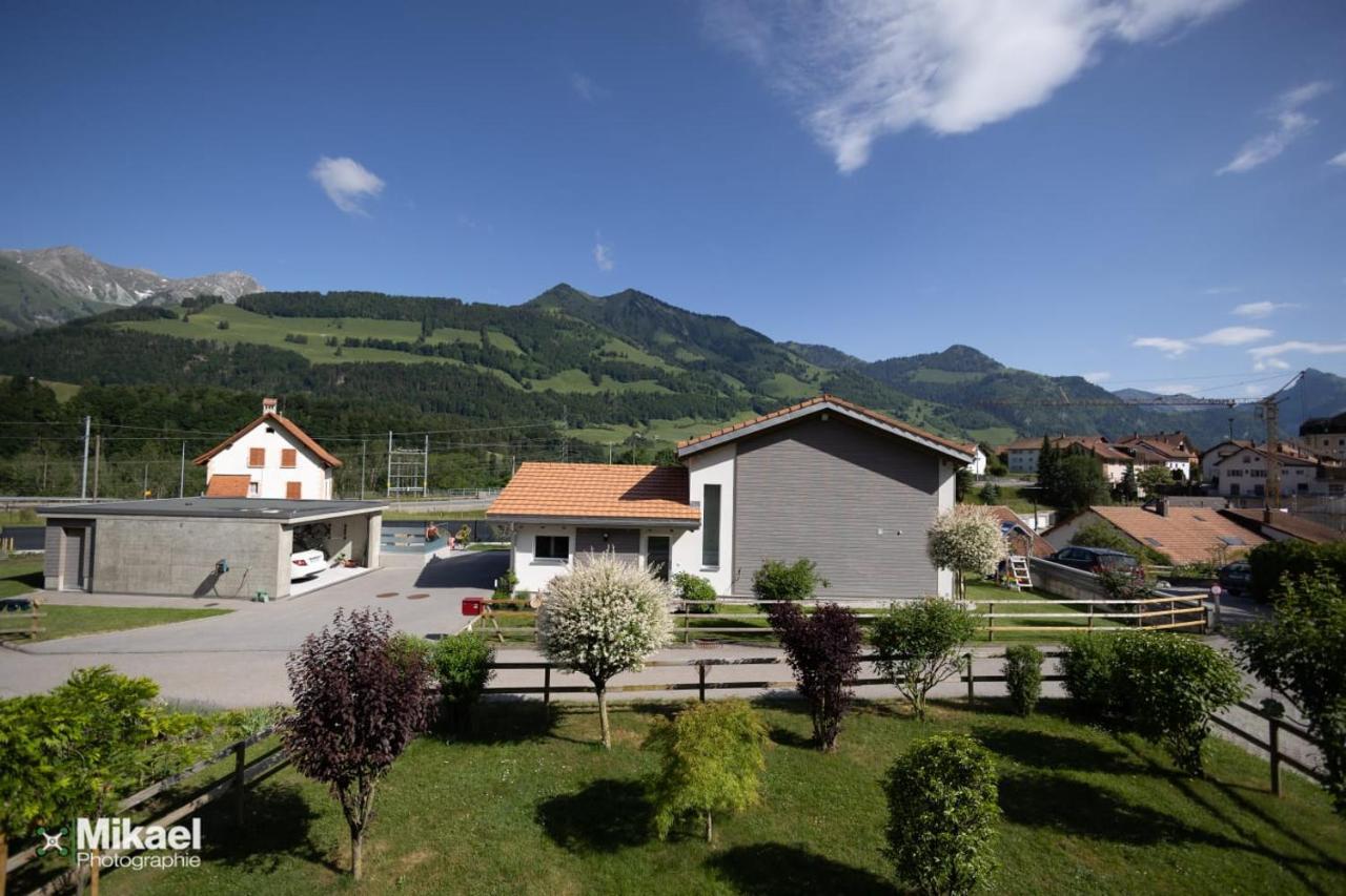 Gruyere Alpes Appartement 3 Chambres Bbq Parking Neirivue Luaran gambar